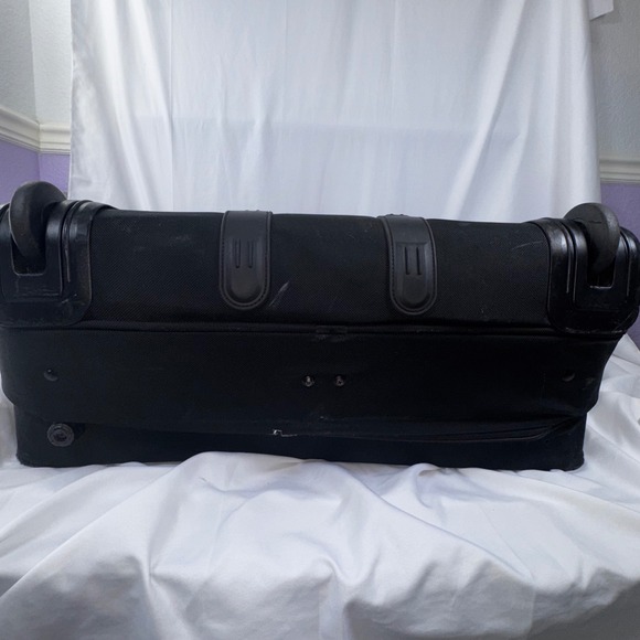Tumi Wheeled Garment Bag Suitcase Carry On‎ Luggage Travel Business - Picture 6 of 13